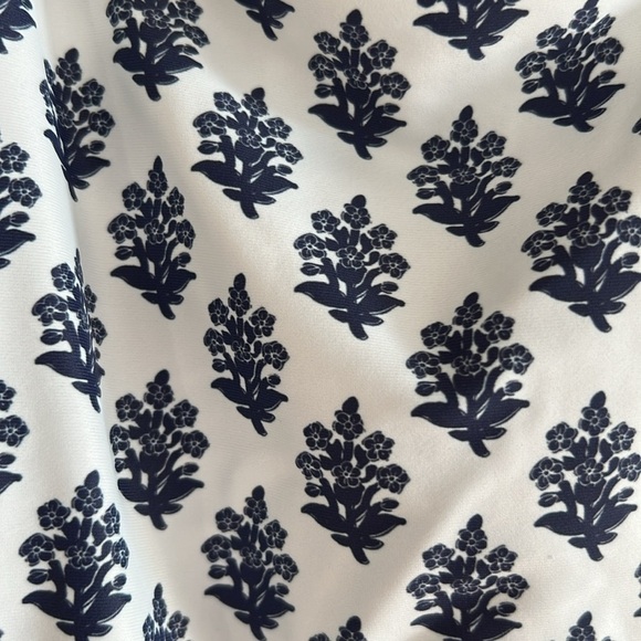 Smith & Quinn Blue & White Athletic Top - Picture 3 of 4